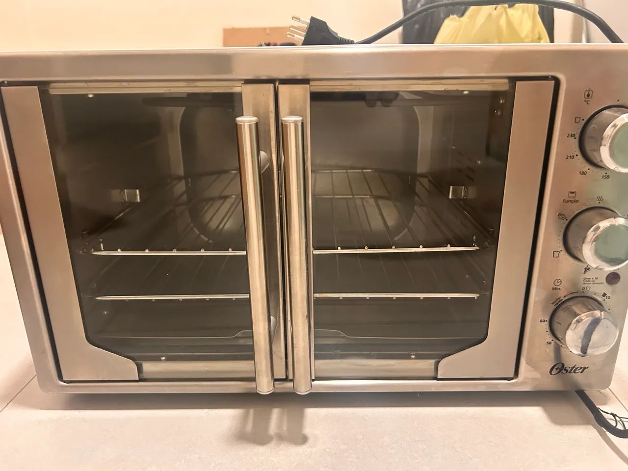 Forno elétrico Oster 