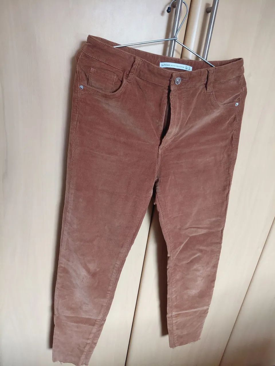 Calça de veludo