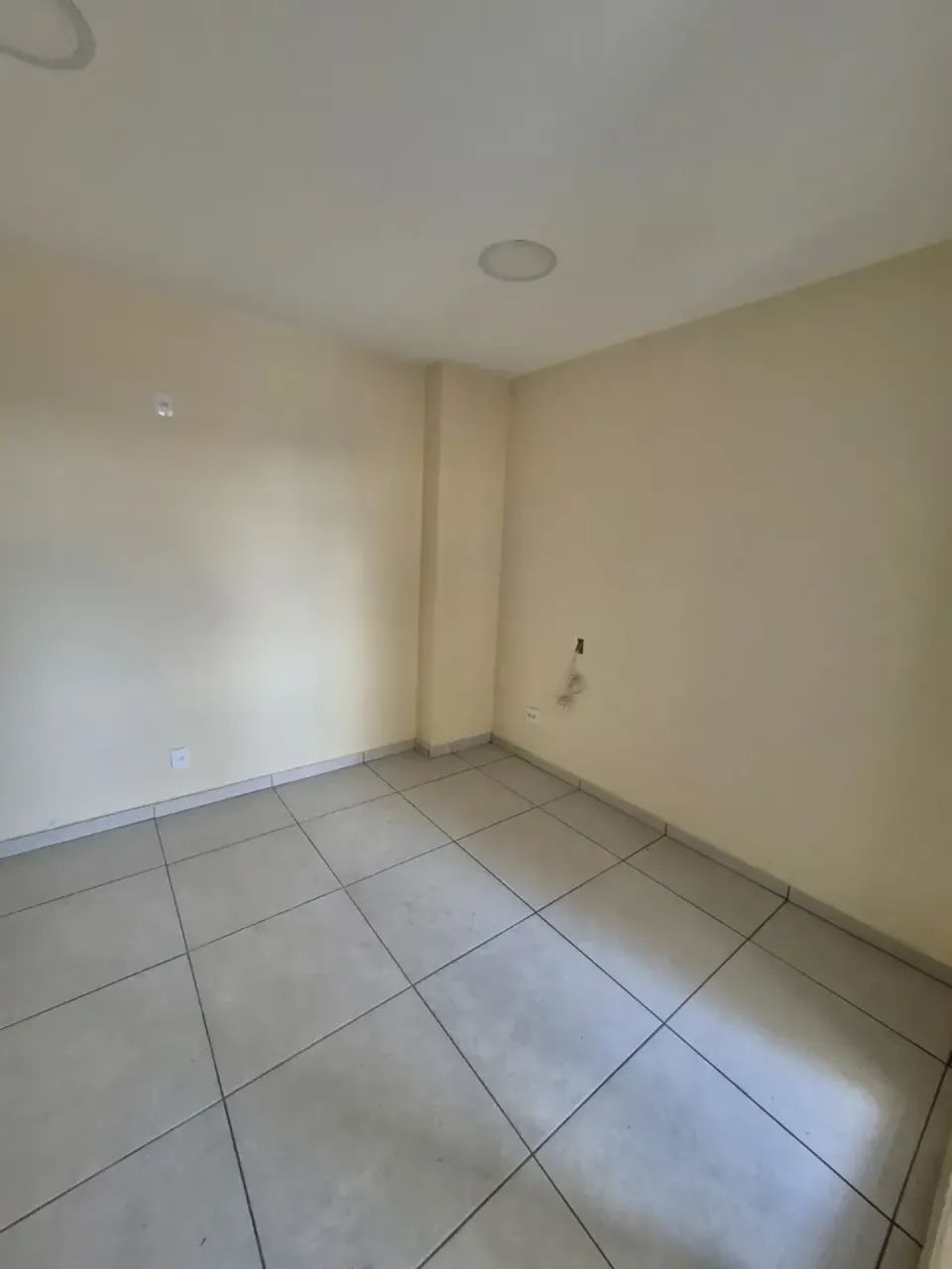 OPORTUNIDADE! Excelente sala comercial no centro de Nilópolis. - Foto 8