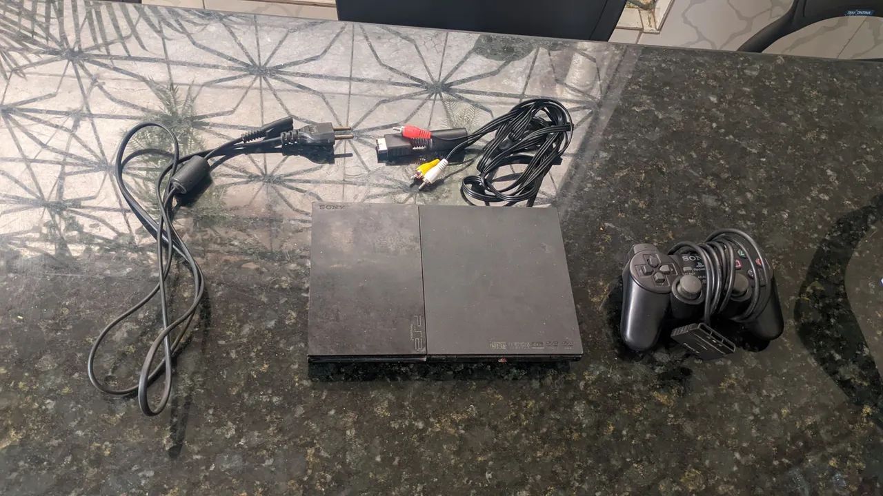 PlayStation 2 Slim + Controle e Cabos