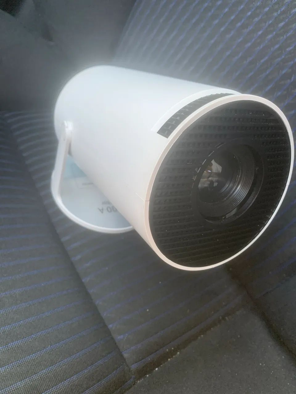Mini projetor portátil 