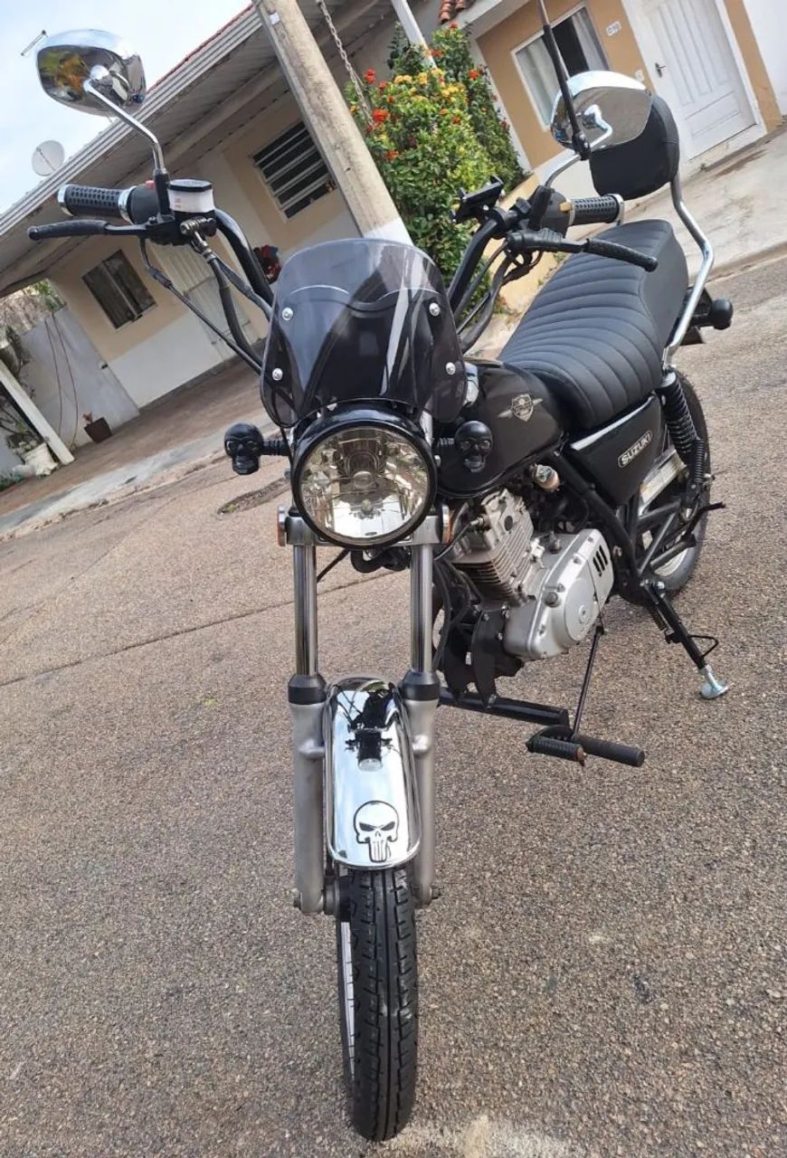 INTRUDER 125 CUSTOM  - Foto 3