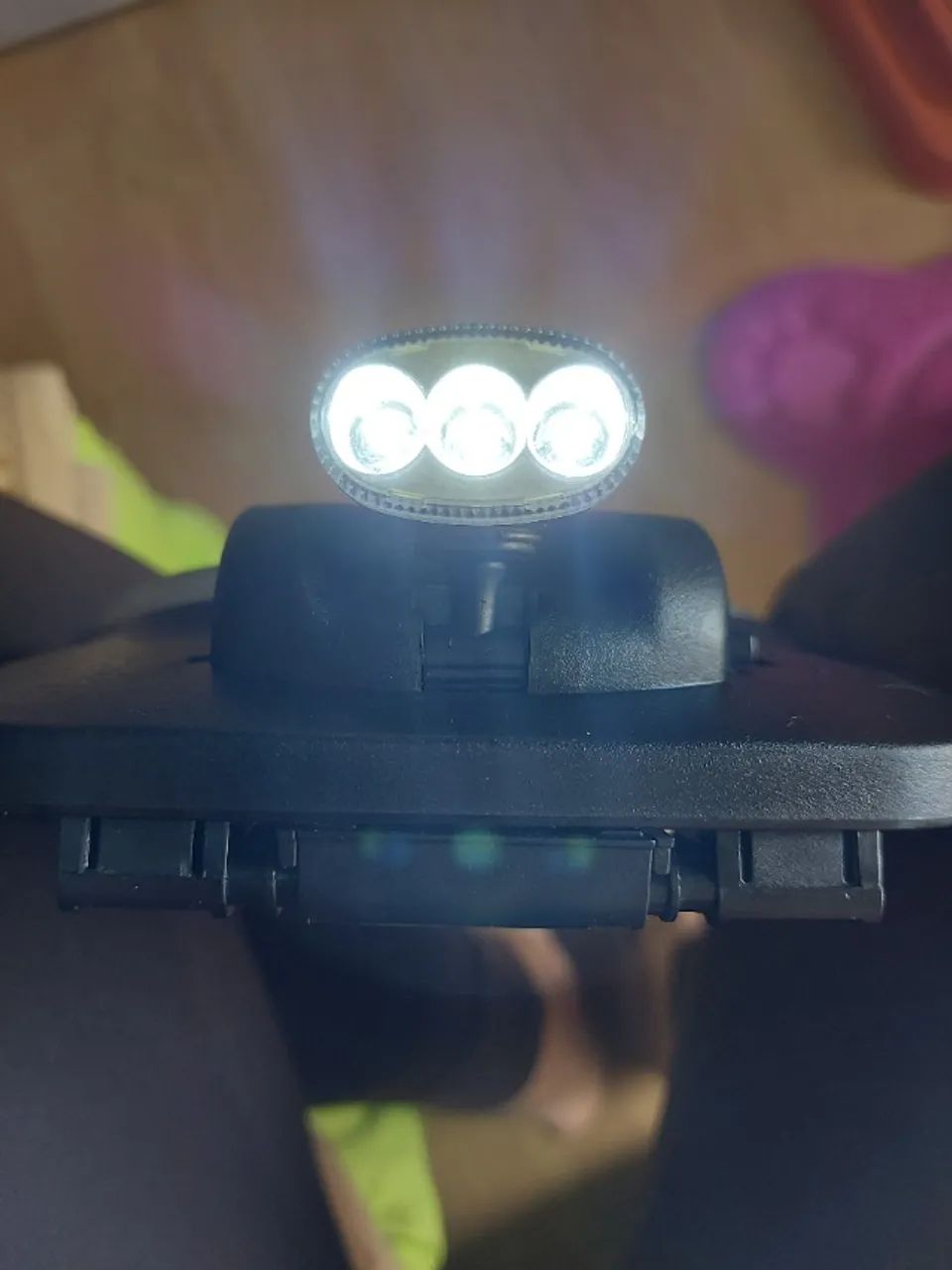 Lupa de cabeça profissional 4 lentes e 3 leds Vuemax Pro - Foto 5