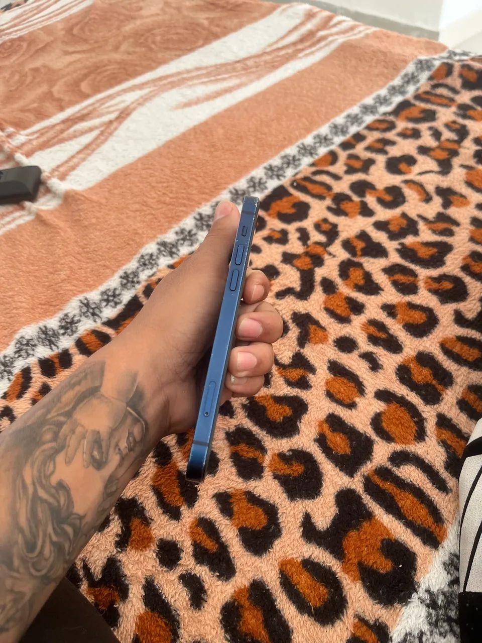 iPhone 12 - Foto 2