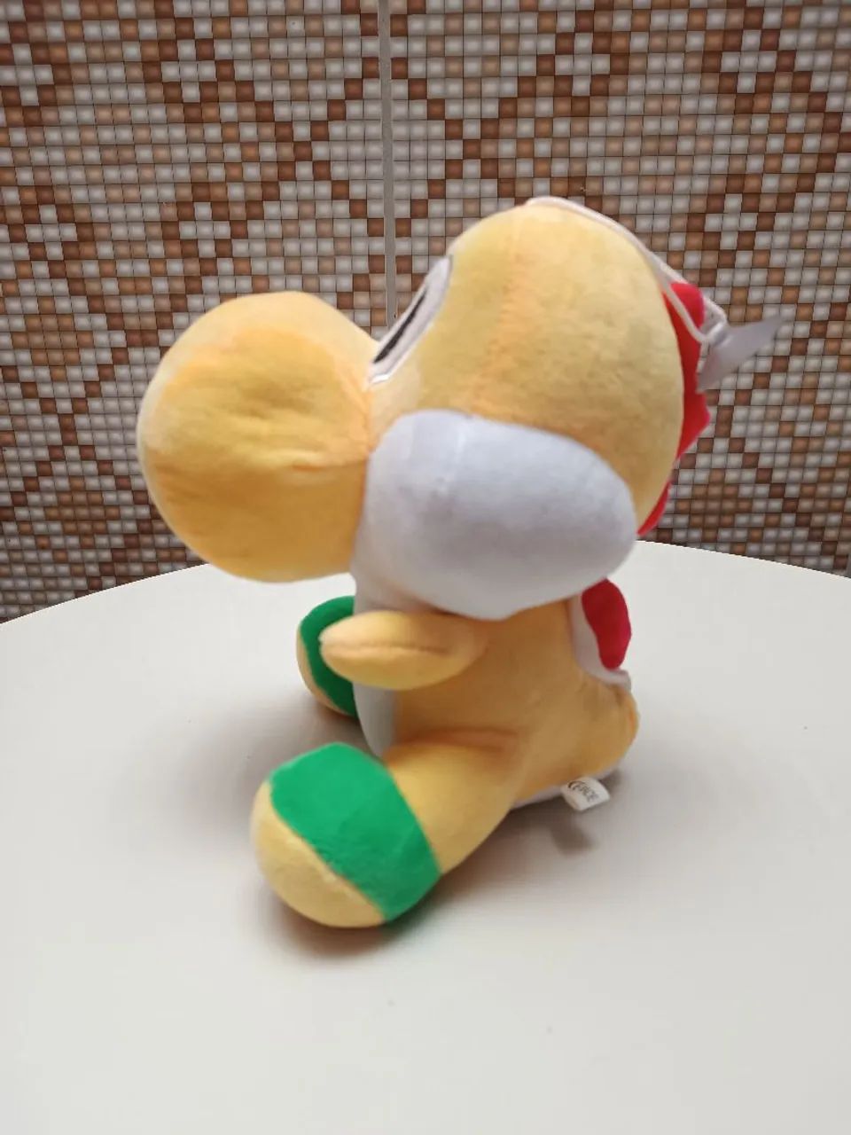Pelúcia Yoshi Amarelo com ventosa - Foto 4
