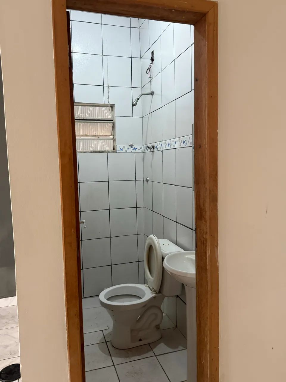 VENDE-SE OU ALUGA-SE ? CASA NO UNIVERSITÁRIO! - Foto 4