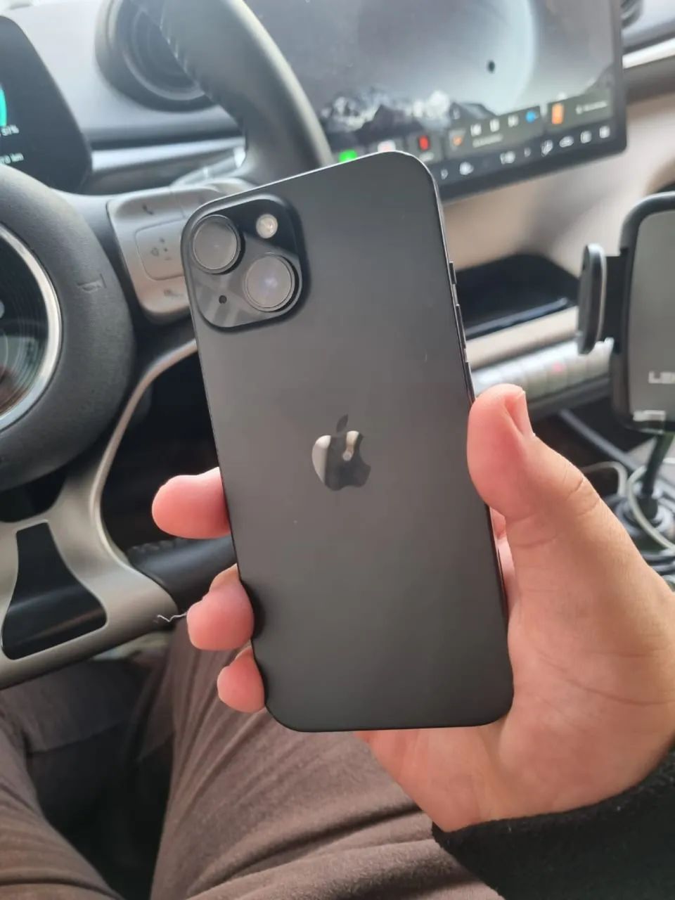 iPhone 15 - 128gb  - Foto 2