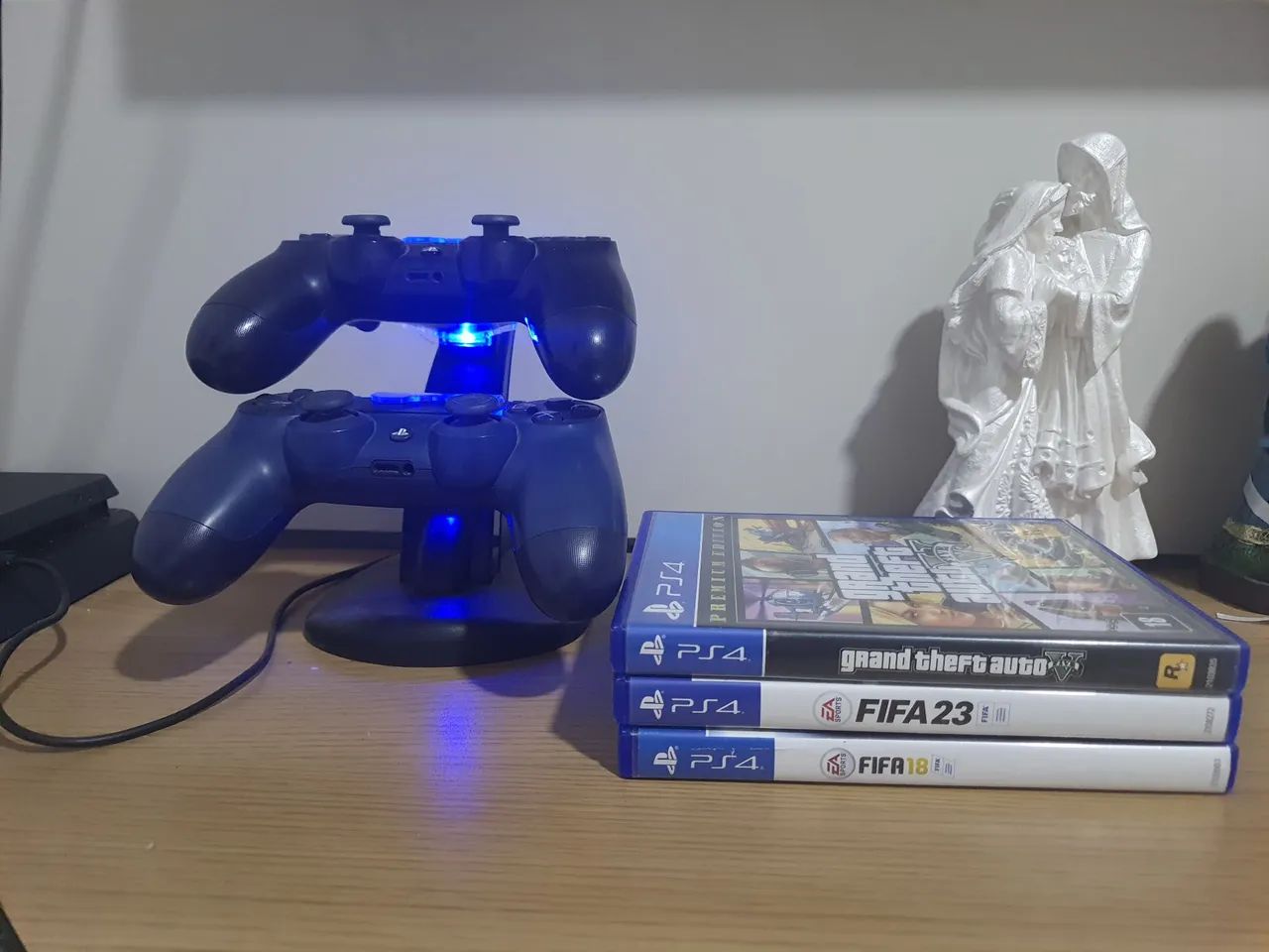 PS4 Slim 1TB semi novo - Foto 2