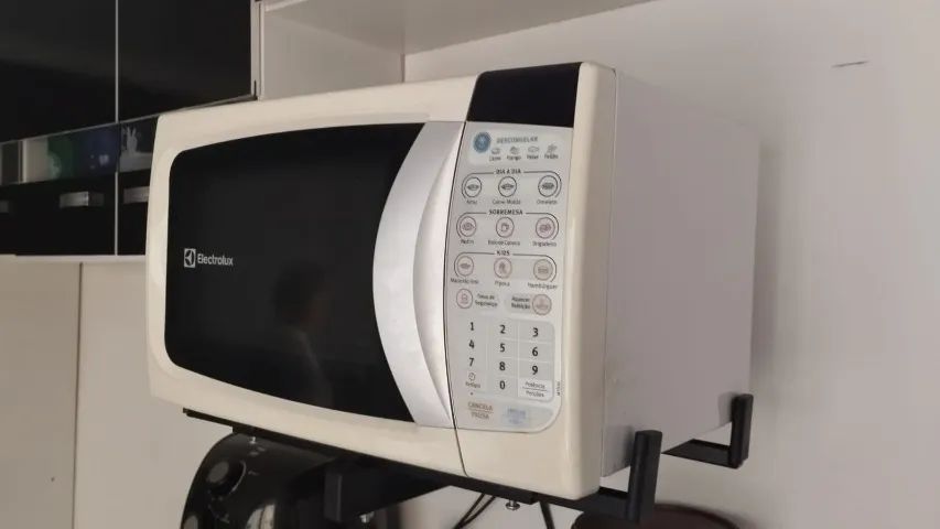 Microondas electrolux 20 LT MMTD30 - Foto 4