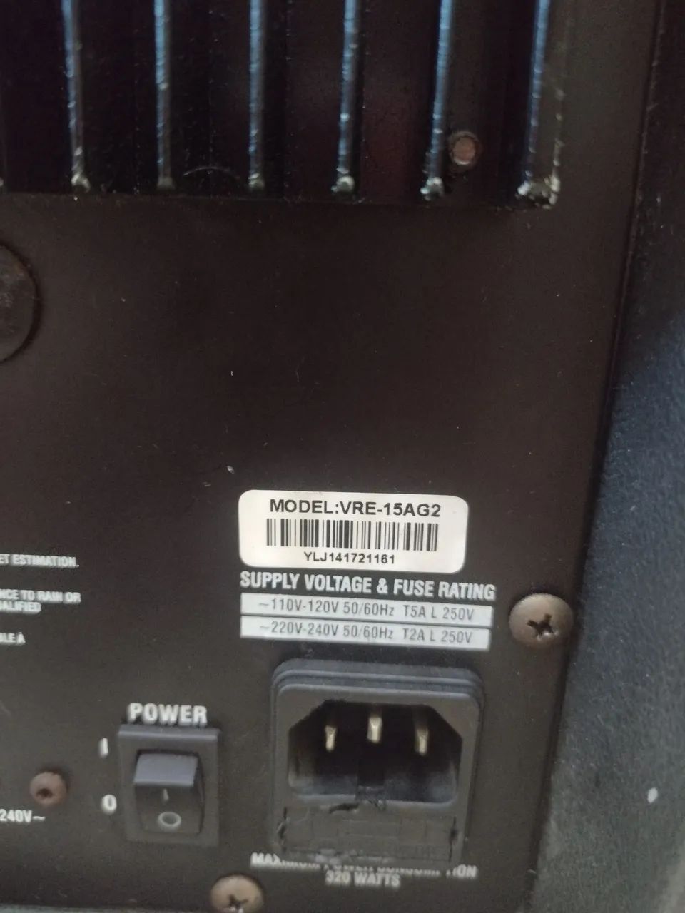 Vendo caixa Vector modelo VRE 15AG2 em excelente estado.
