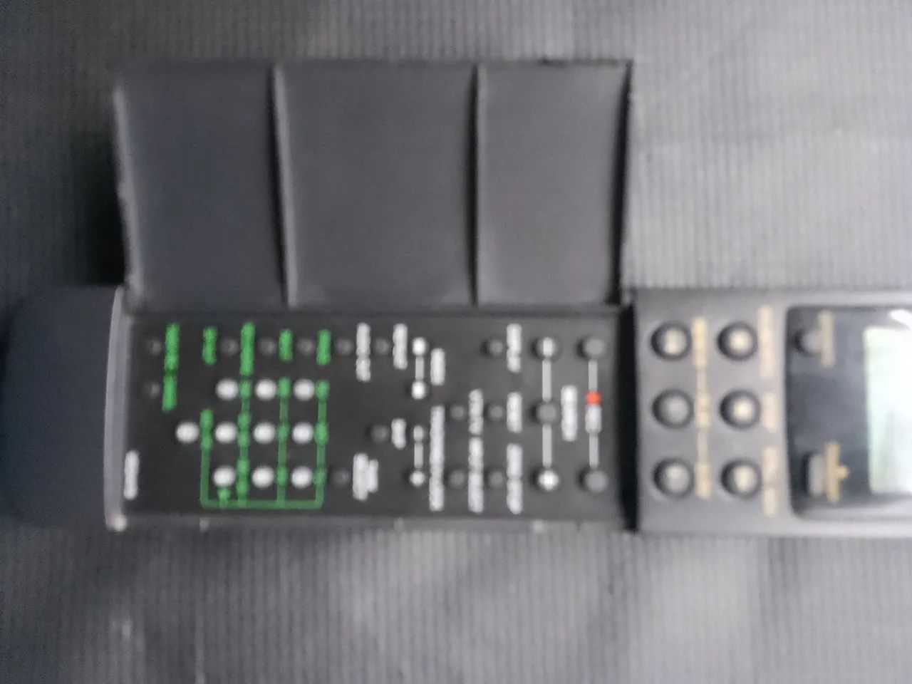 Controle remoto raro  Panasonic para Videocassetes  anos 80 - Foto 2