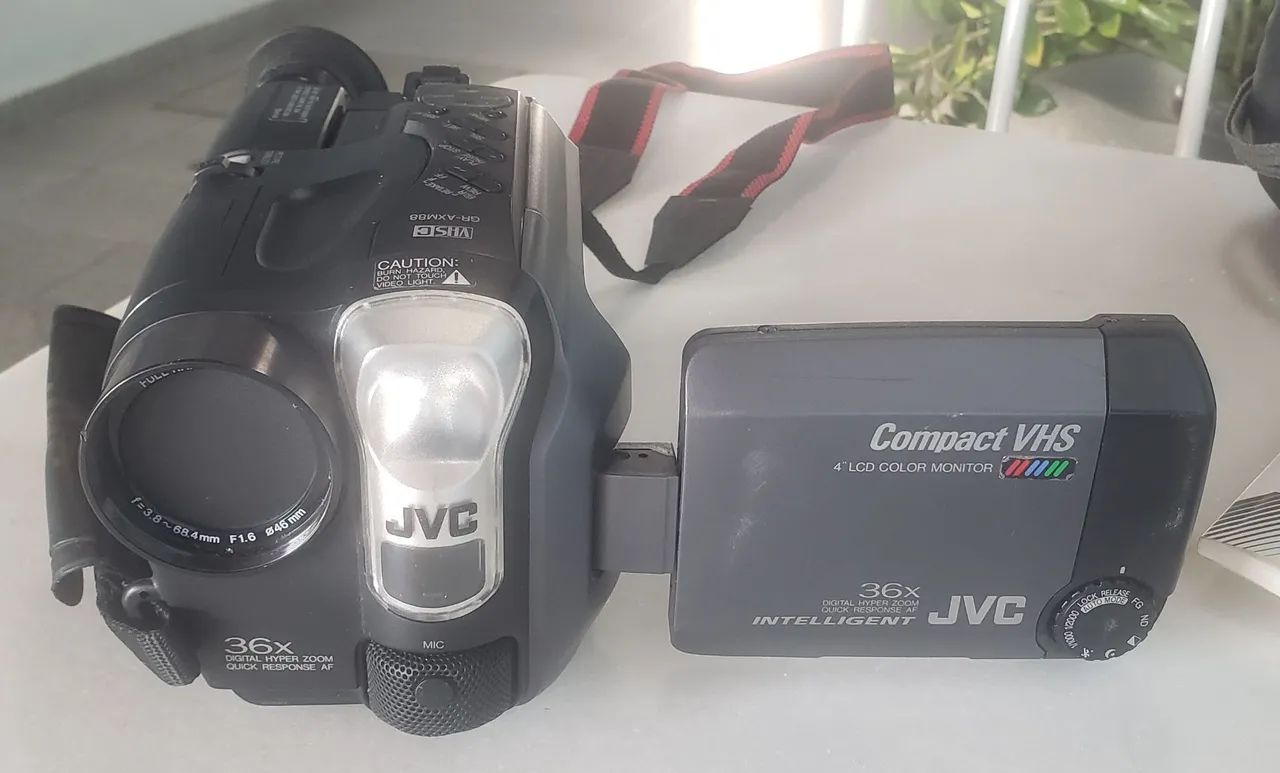 Filmadora Compacta Jvc - Foto 2