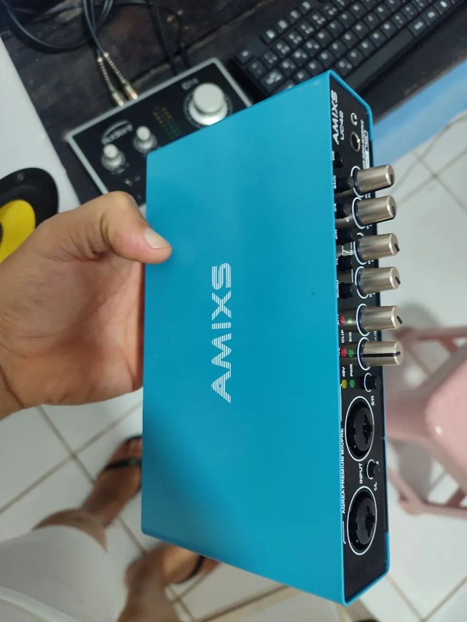 Interface de áudio AMIXS UC42 - Foto 4