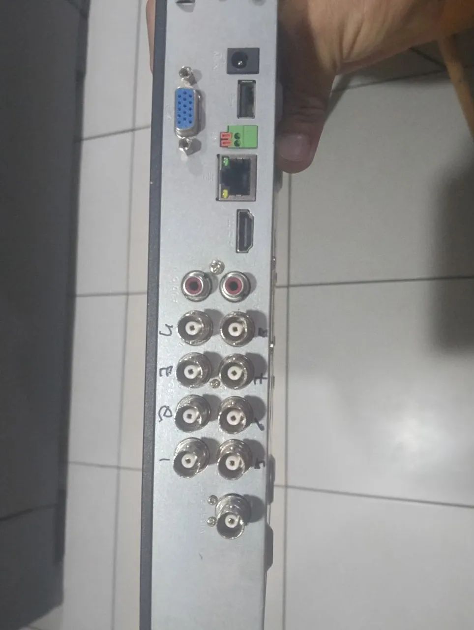 DVR Intelbras MHDX 1008 com HD 1000 gigas - Foto 4