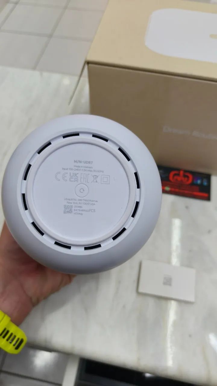 Ubiquiti Unifi Cloud Gateway Dream Router 7  - Foto 4