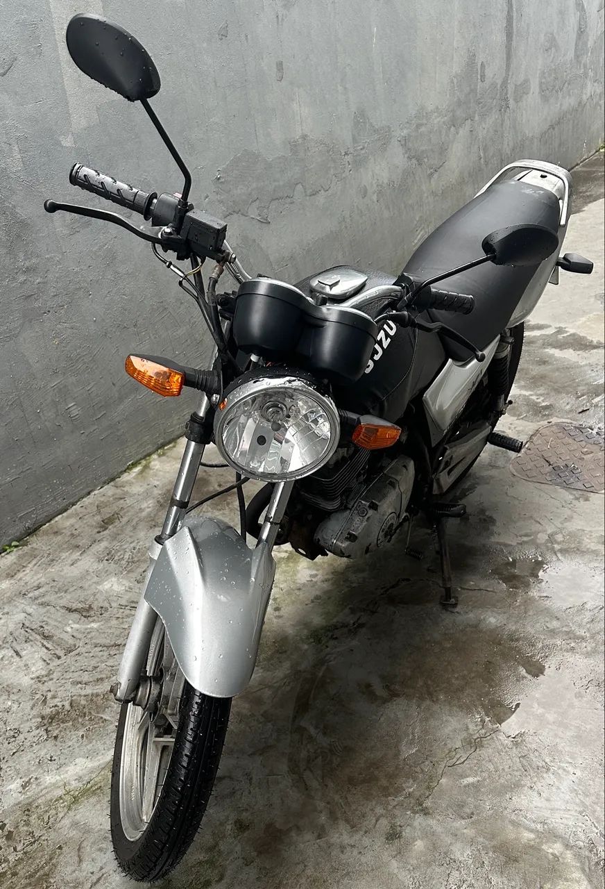 Suzuki yes com documento em dia e preço barato  - Foto 2