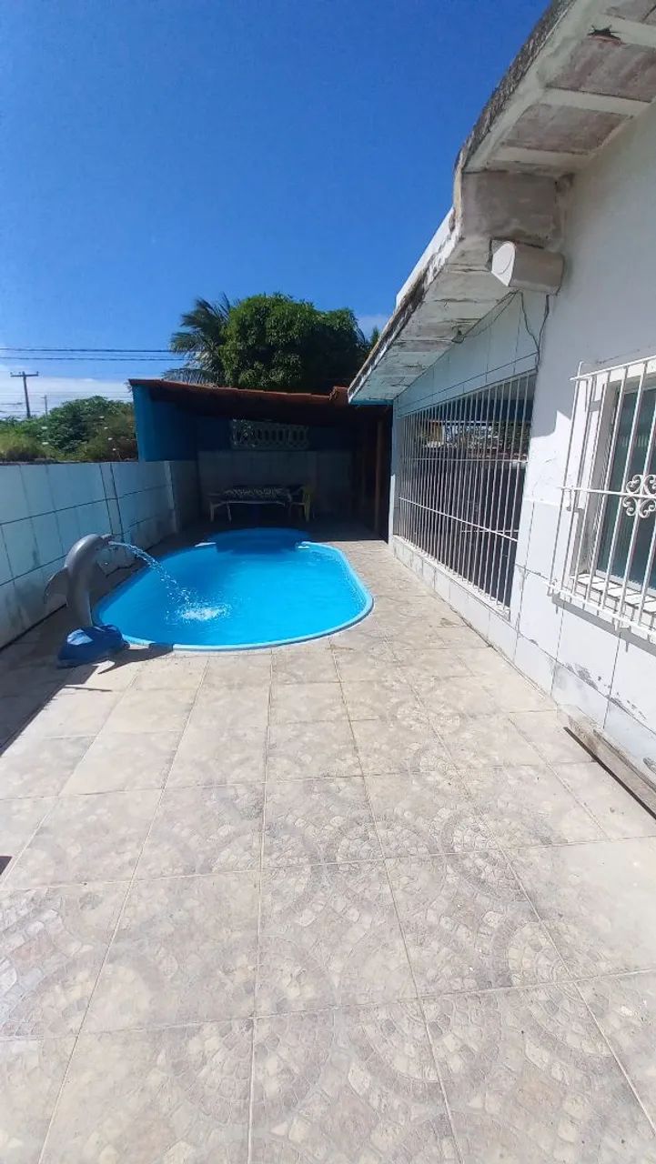 Aluga-se casa em itamaraca no Pilar com piscina. 