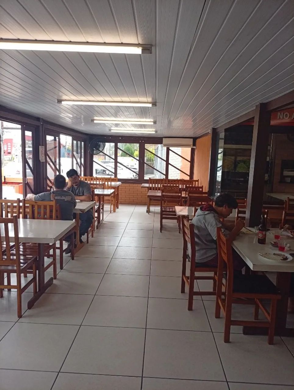 ?Restaurante Tradicional à Venda - 35 Anos, Estrutura Completa, 150 Lugares - Foto 5