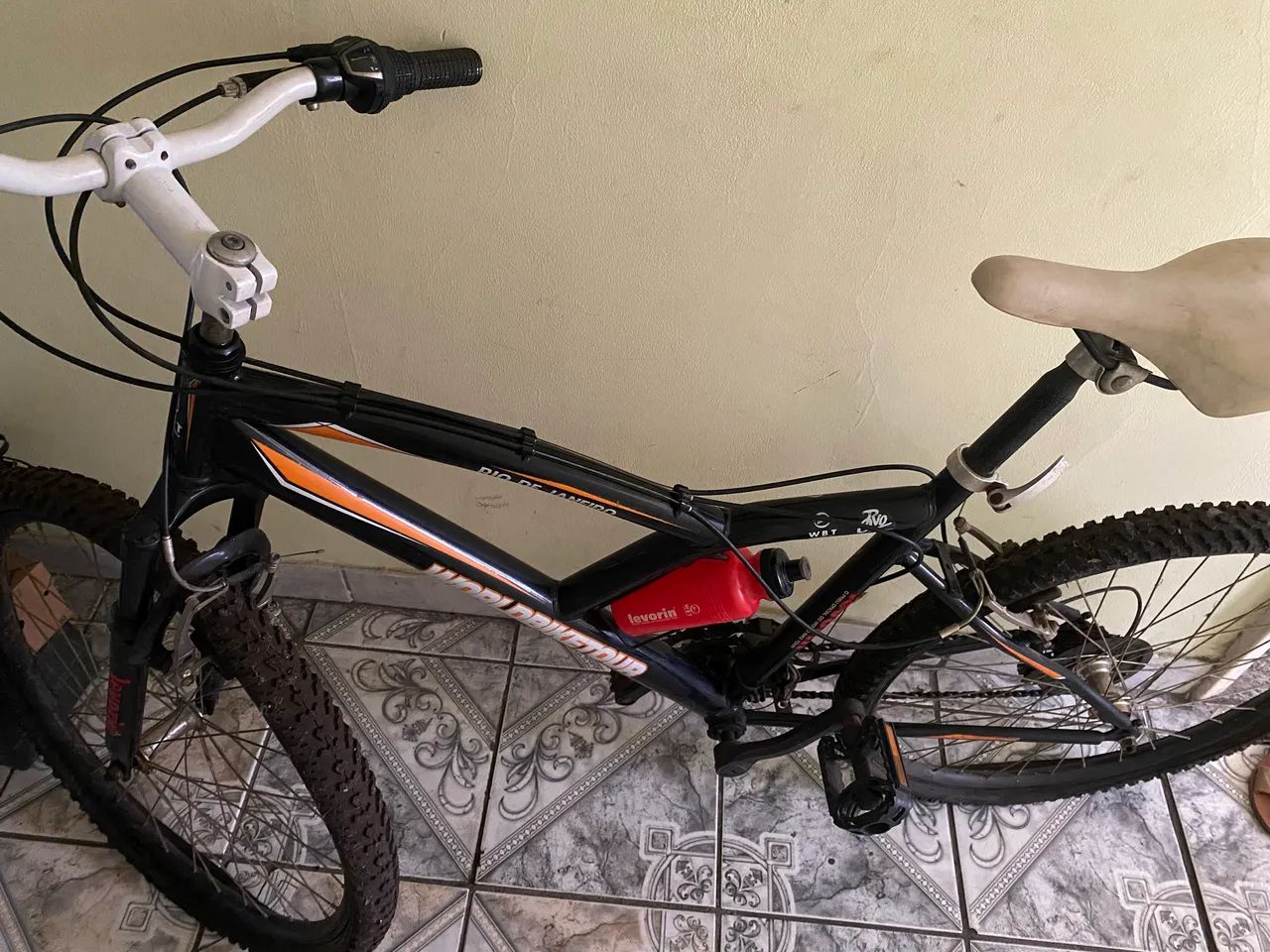 Bicicleta com marcha aro 26 - Foto 4