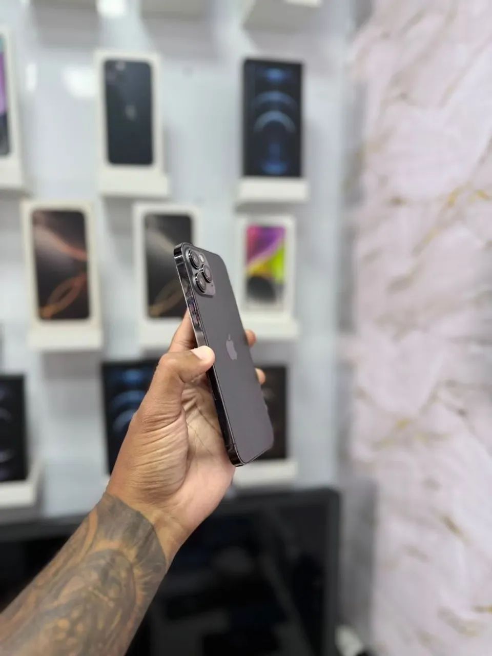 IPHONE 13 PRO MAX 128GB PRETO<br>R$ 2.999,00 - Foto 3