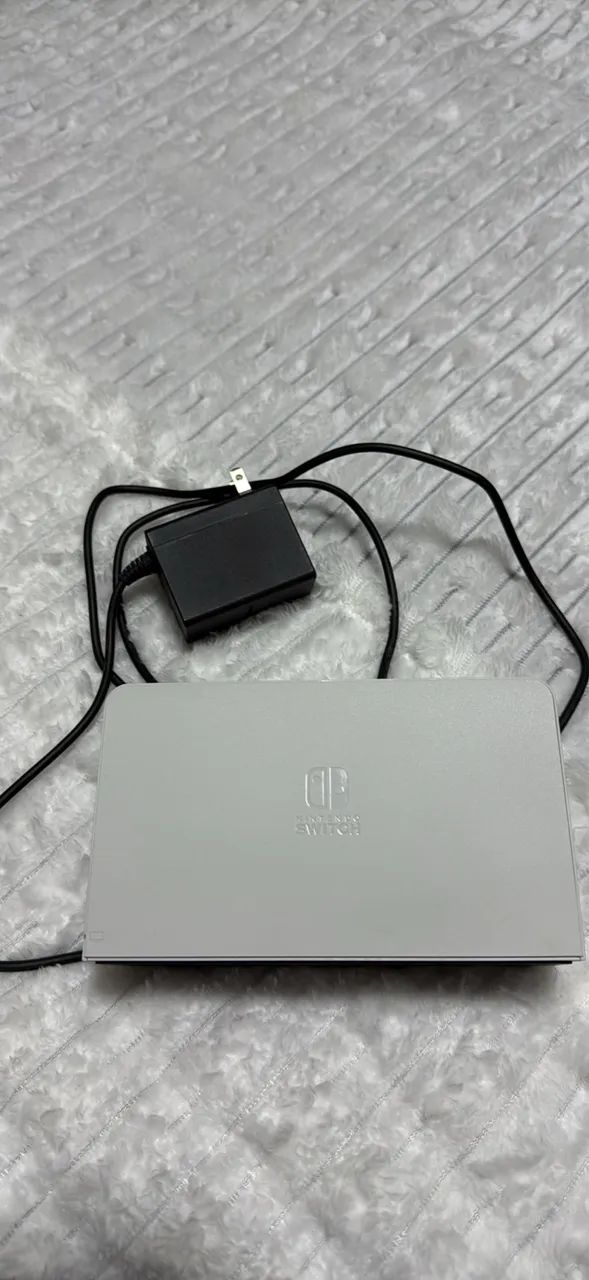 Nintendo Switch OLED - NUNCA USADO - Com JOGOS FÍSICOS - Foto 4