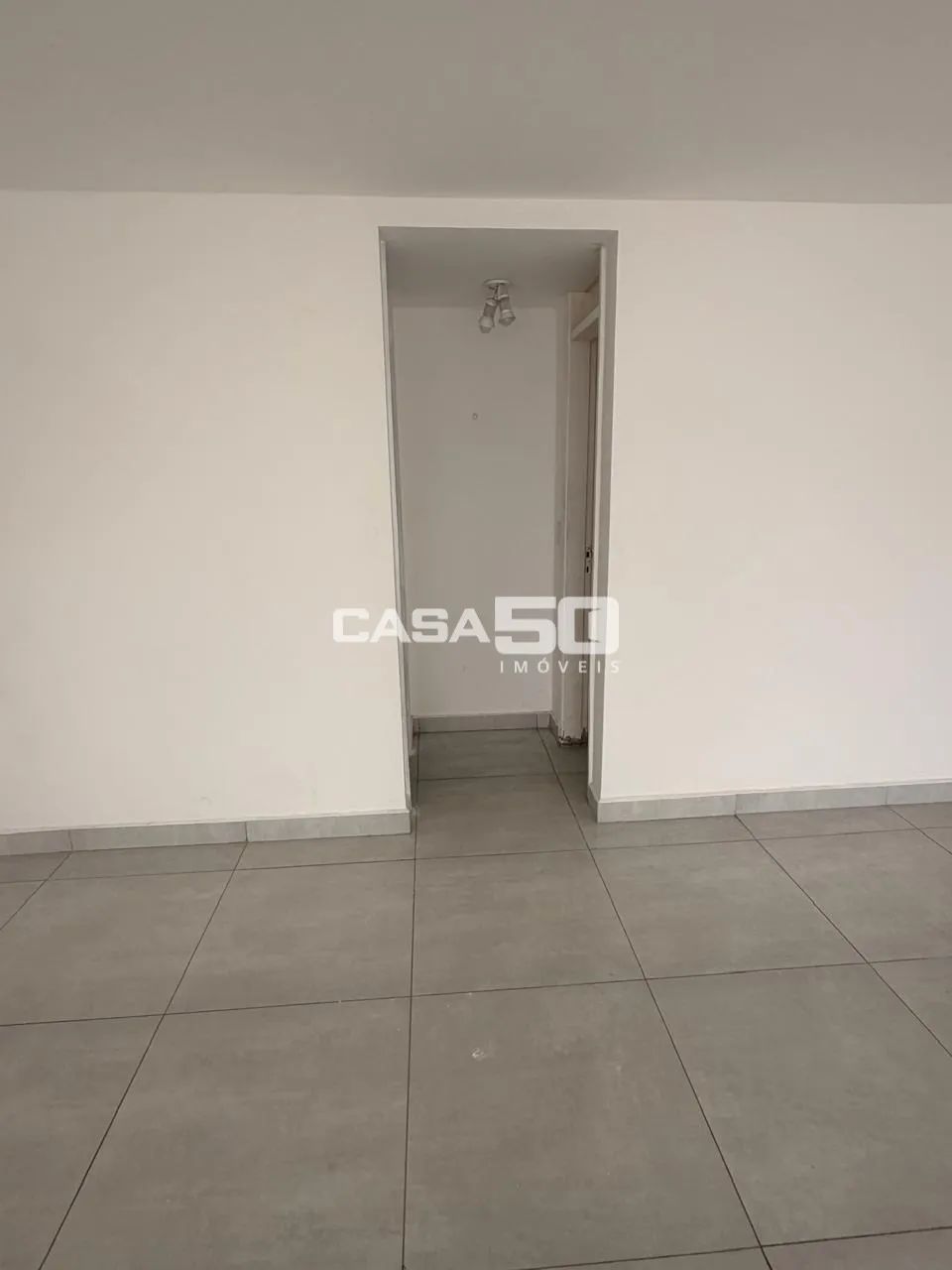 Sala Comercial com 73m² no Centro - Foto 4