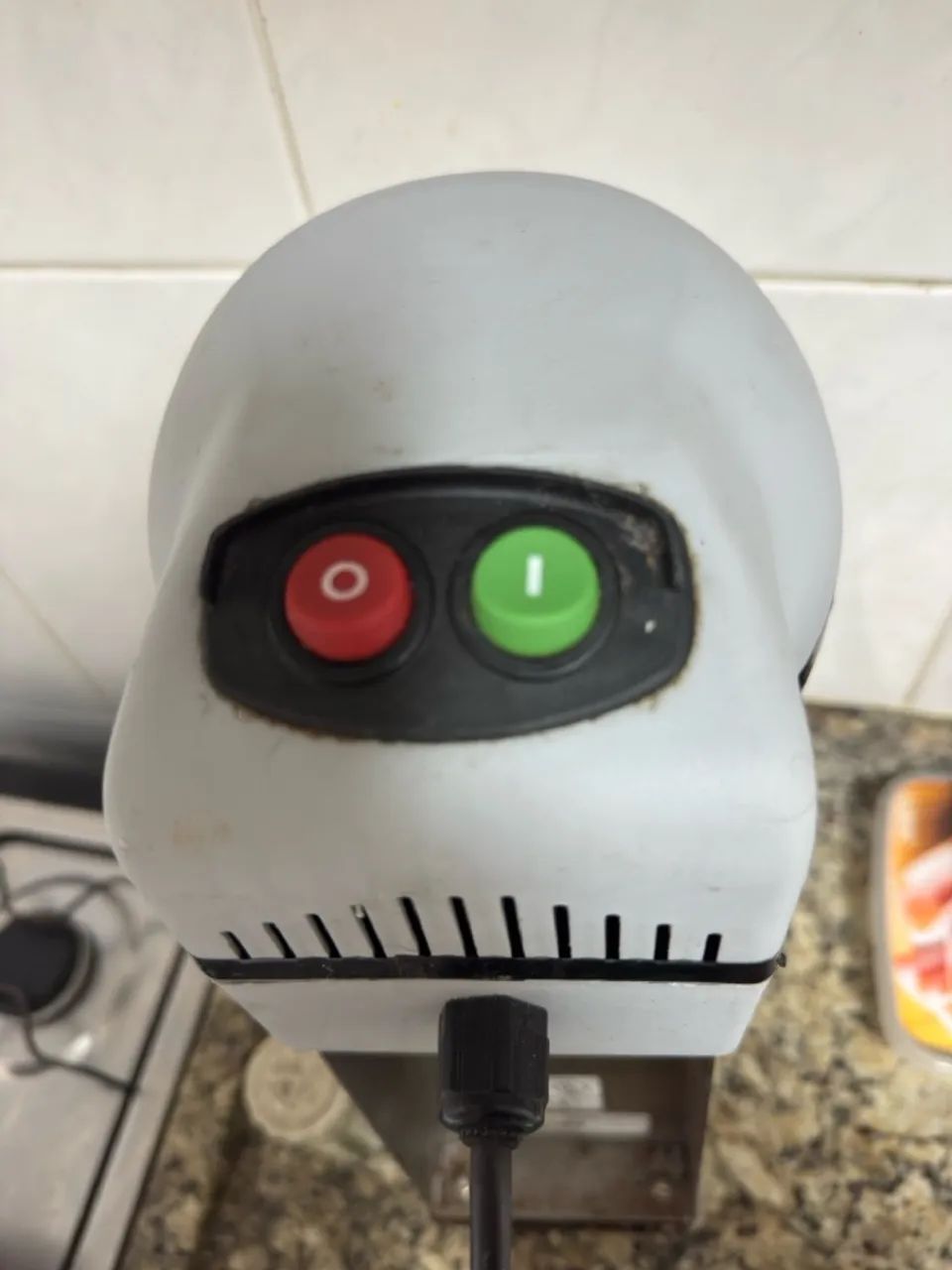 Maquina de Milkshake profissional Skymsen 220 - Foto 4