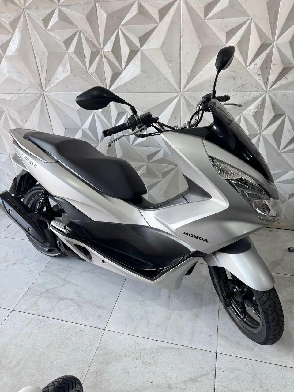 PCX 2018 / ARENA MOTOS