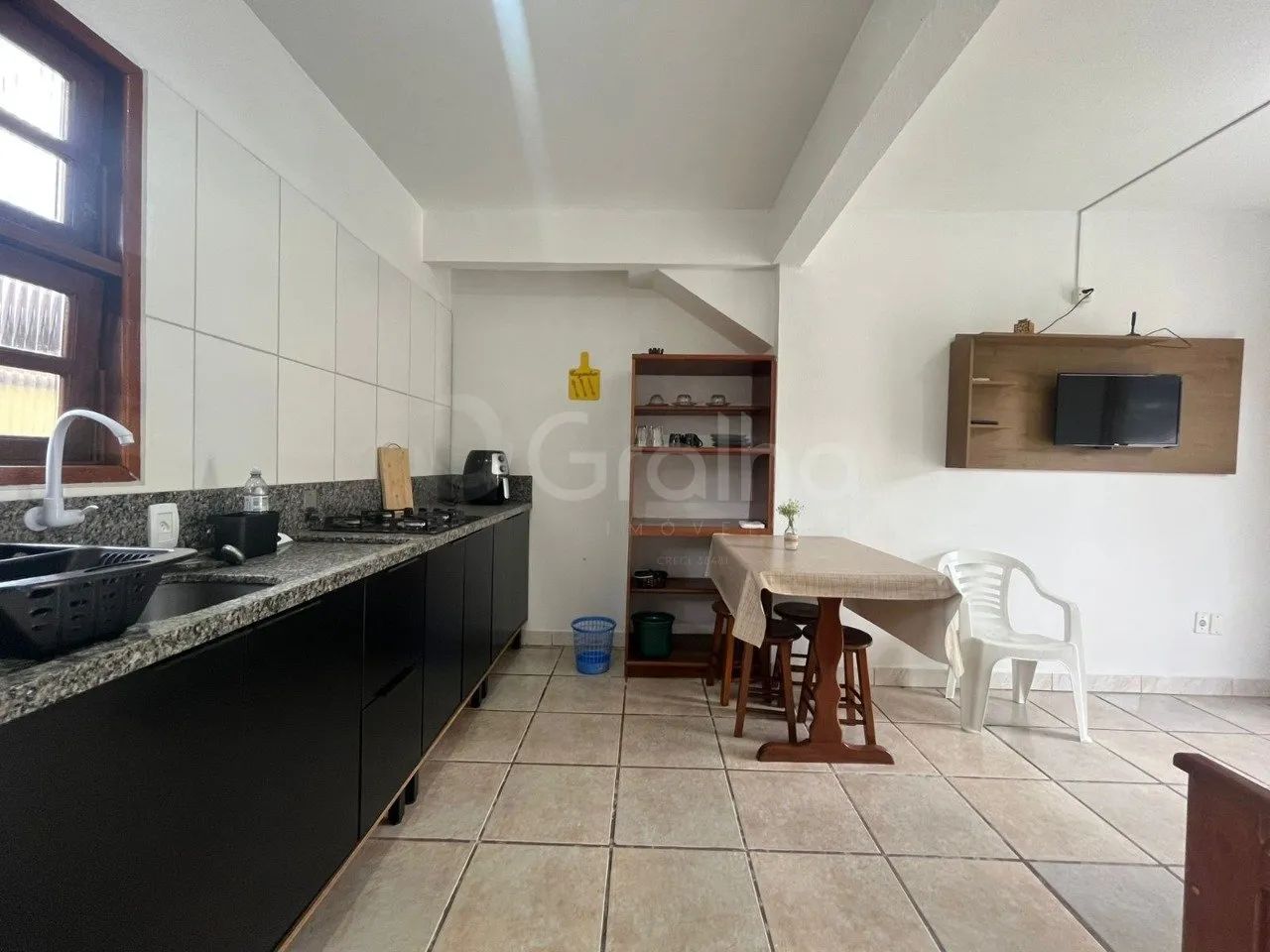 Pousada com 14 quartos sendo 10 suítes no bairro Canasvieiras - Foto 2