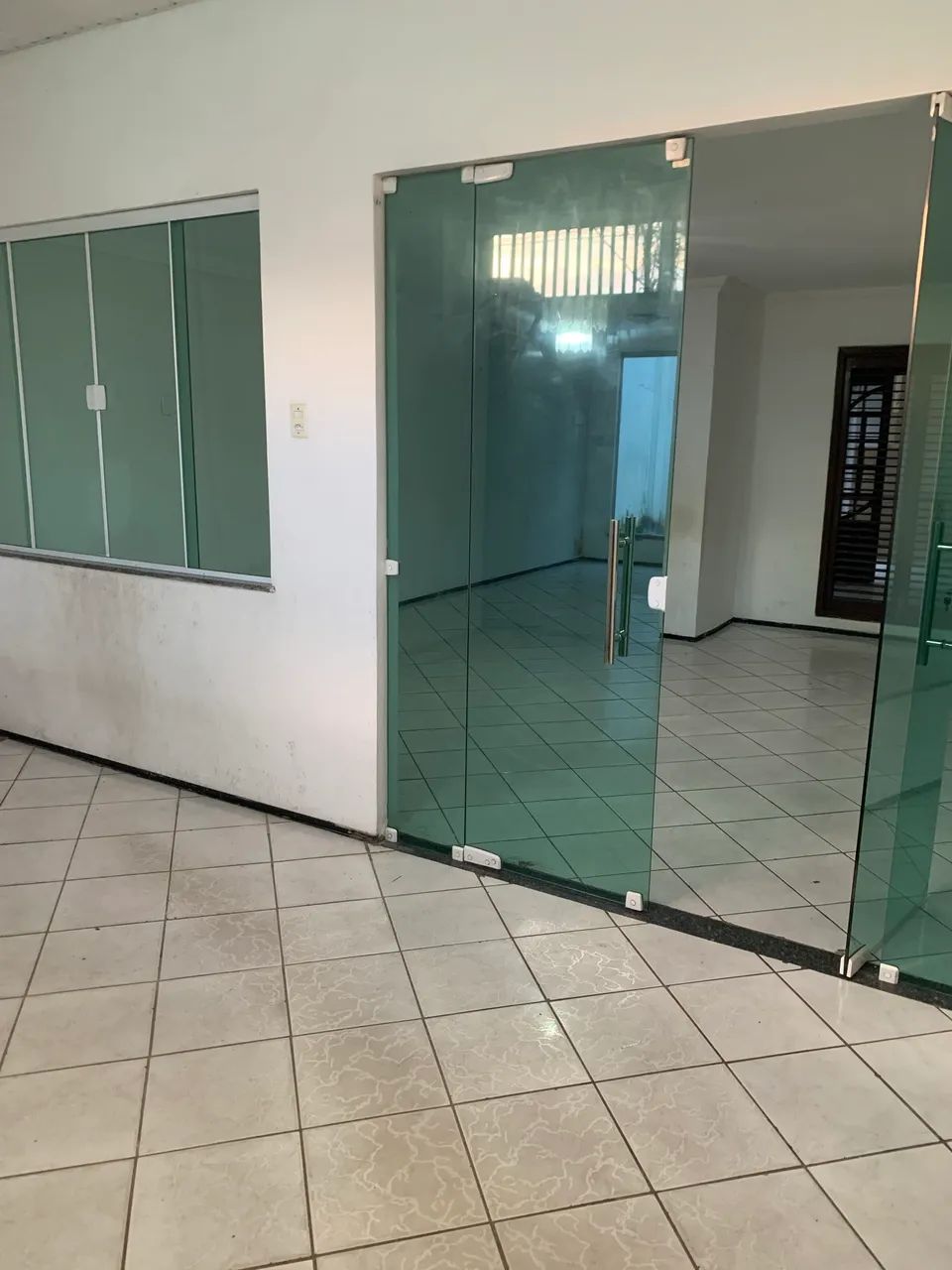 Oportunidade- Casa com 3 quartos e 2 suítes no Cohab - Cohatrac - R$ 2.200