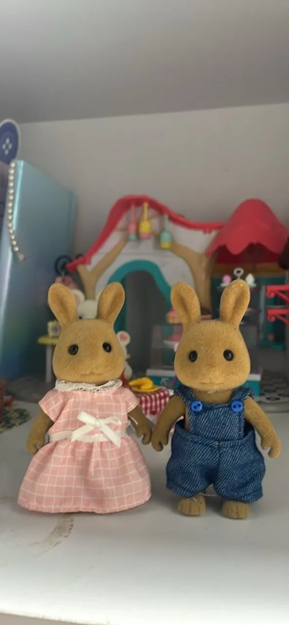 Casinha e sylvanian 