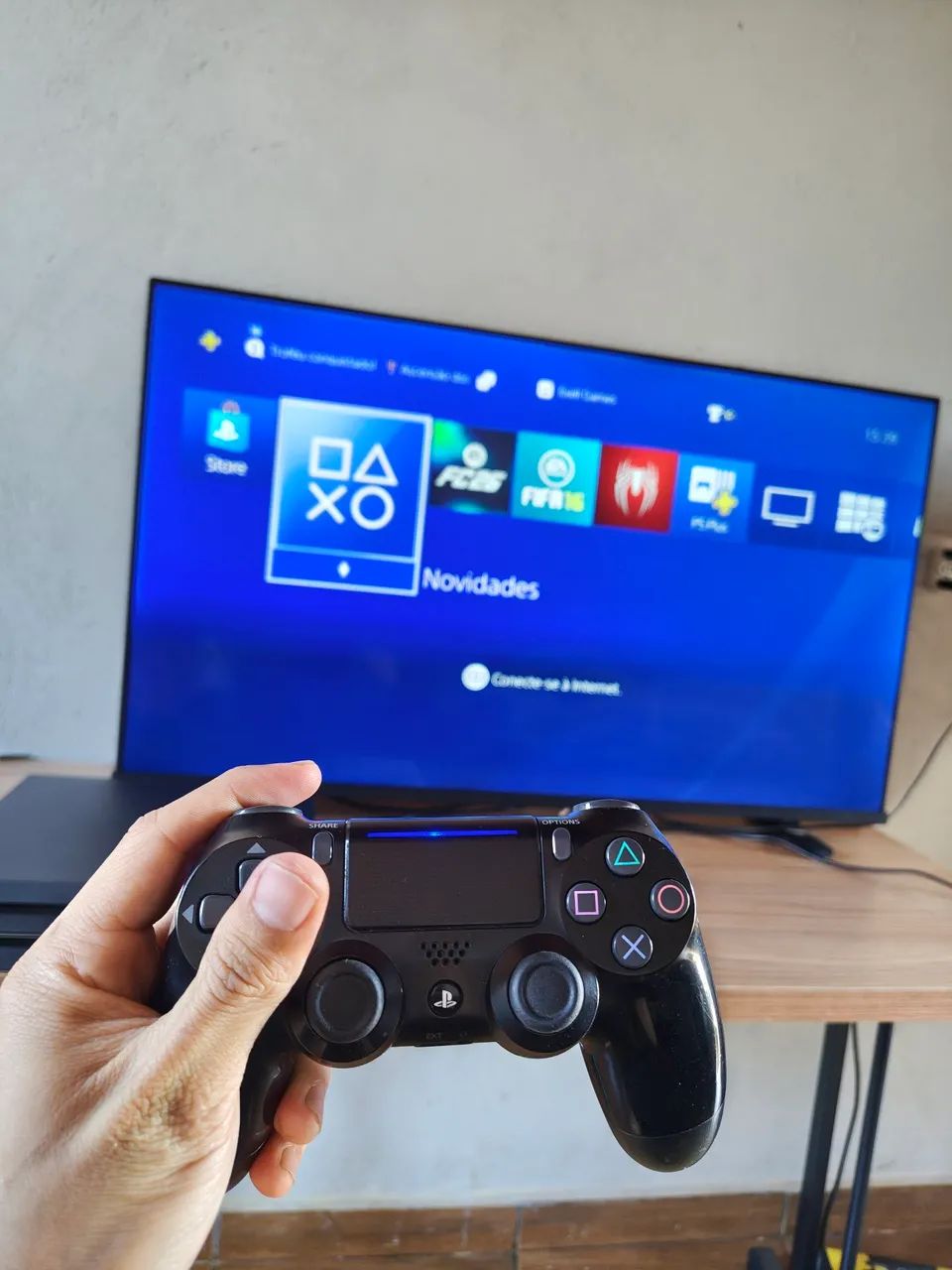 Ps4 pro 1TB + jogos  - Foto 4