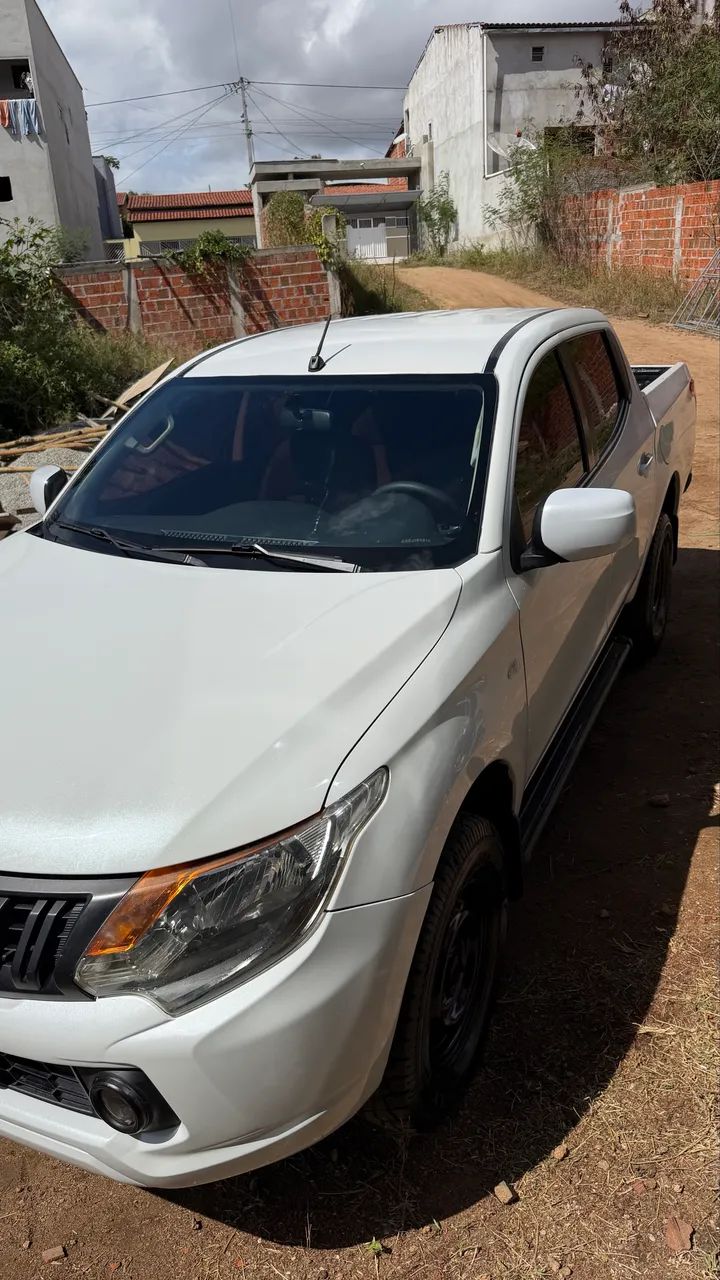 Mitsubishi L200 L200 Triton Sport GLS 2.4 CD Diesel Mec. 2019