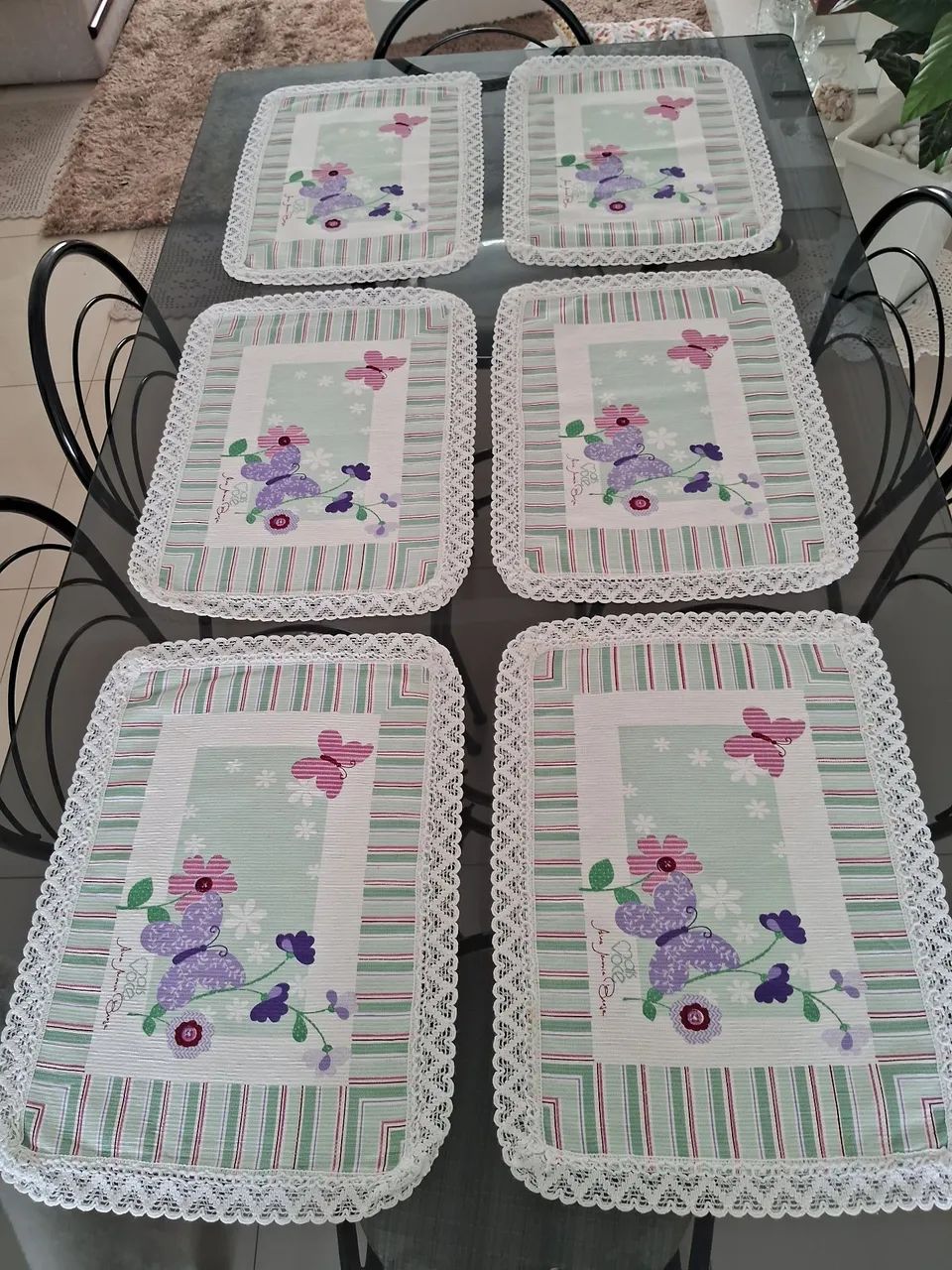 Toalhinhas com renda 