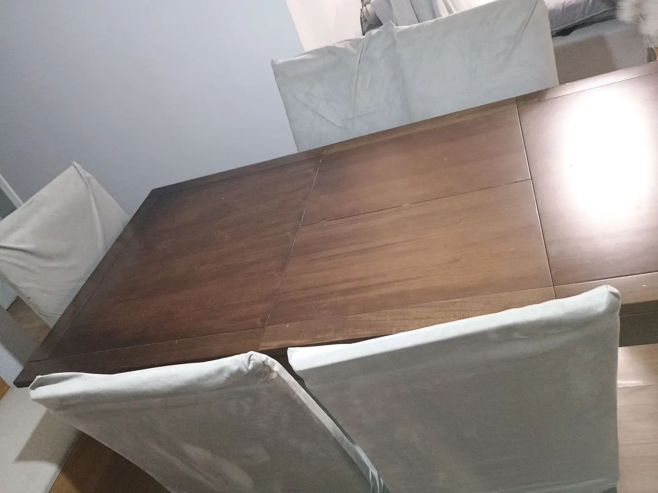 Mesa retrátil com 6 cadeiras (madeira maciça) - Foto 4