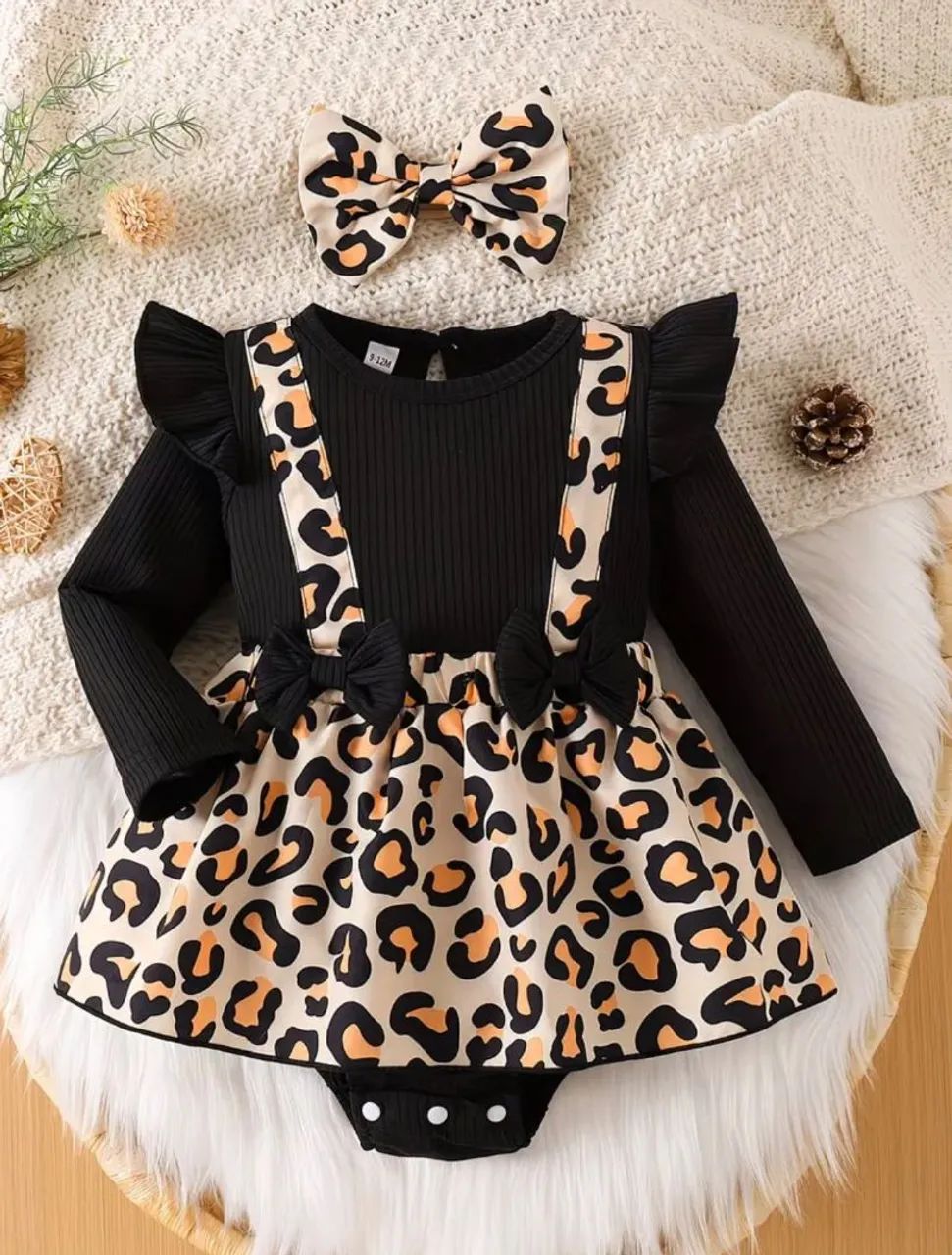 Vestido infantil 6 a 9 meses. 