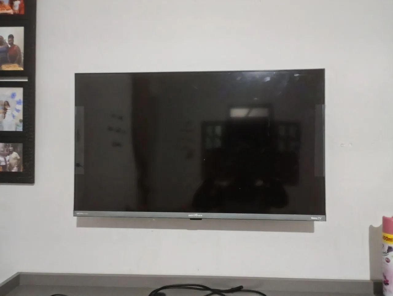 Vendo+smart+tv 32" + rack suspenso. - Foto 3