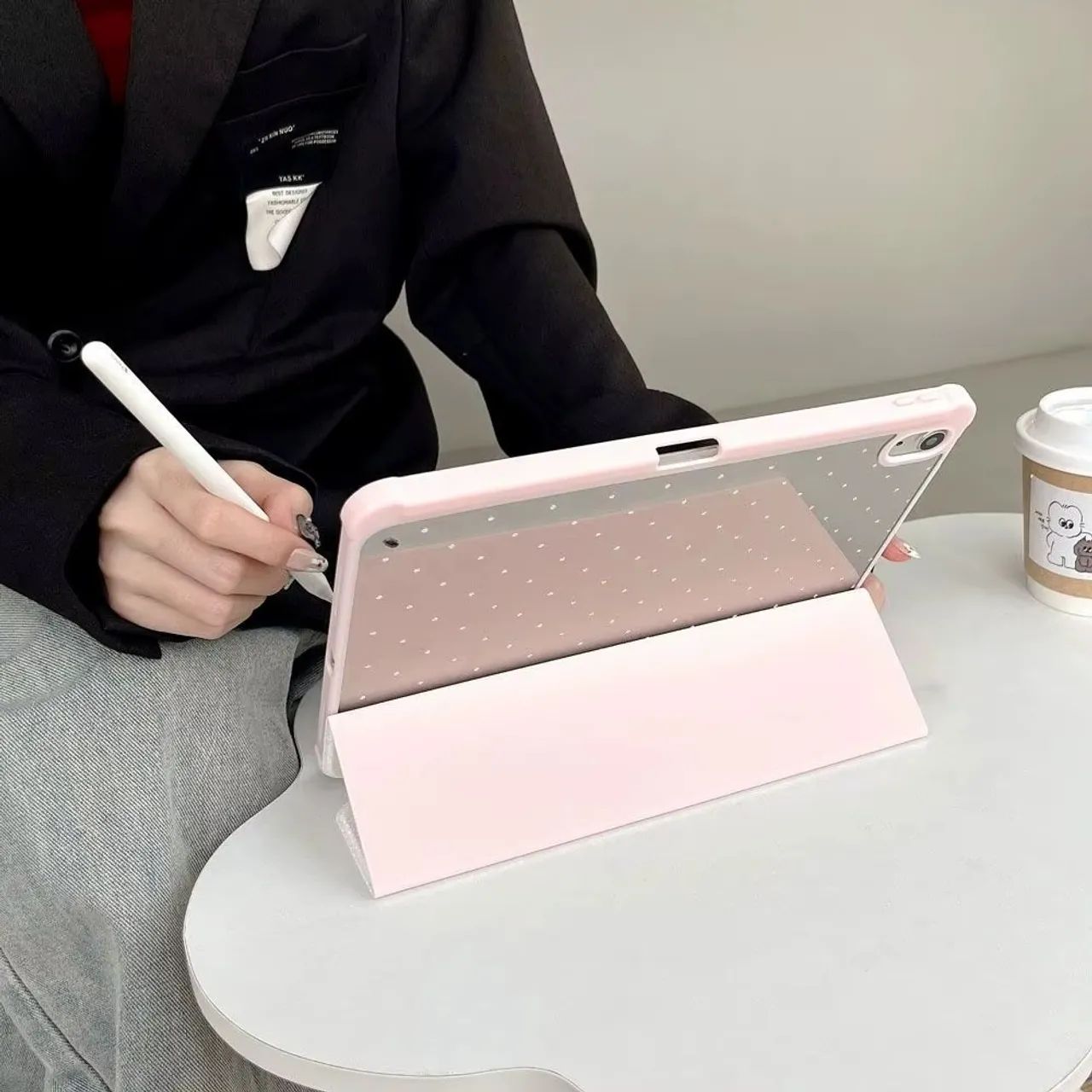 Capa de Proteção para iPad 10 e 11 - Rosa em Poá  - Foto 4