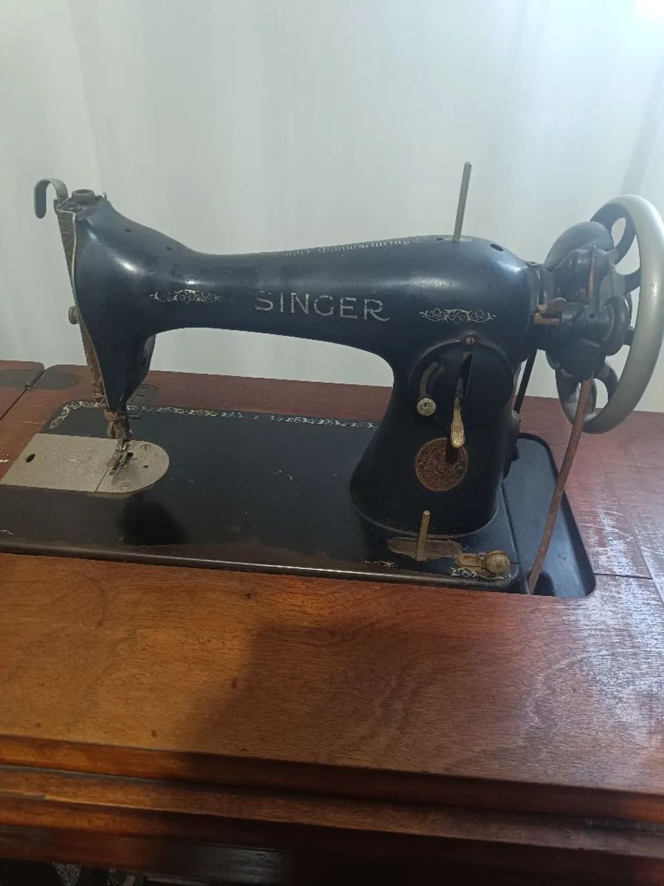 Máquina singer antiga - Foto 3