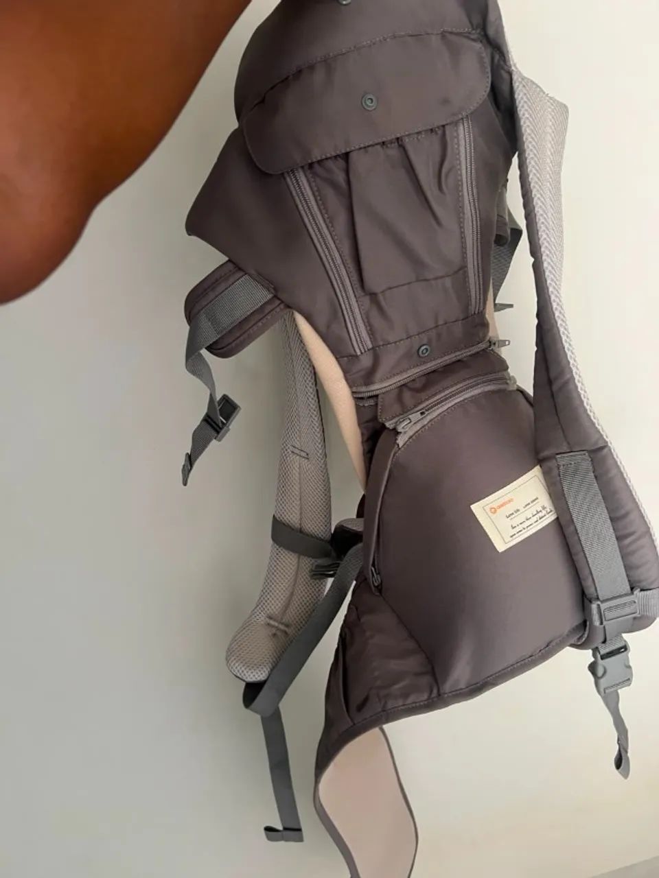 Canguru ergonômico marca aibao usado apenas 3 vezes - Foto 4