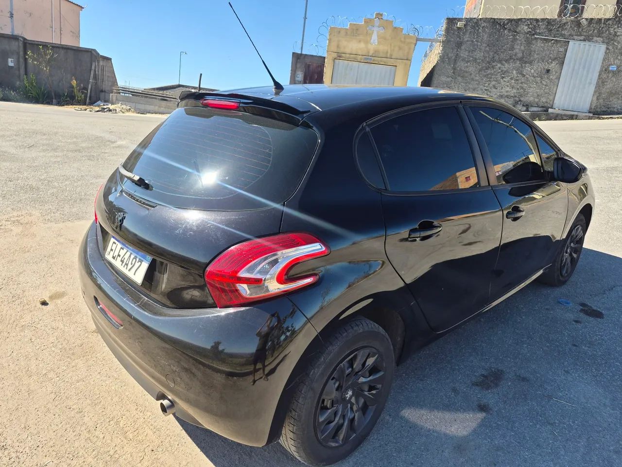 Peugeot 208 Active/active Pack 1.5 Flex 8V 5P 2014 - Foto 3