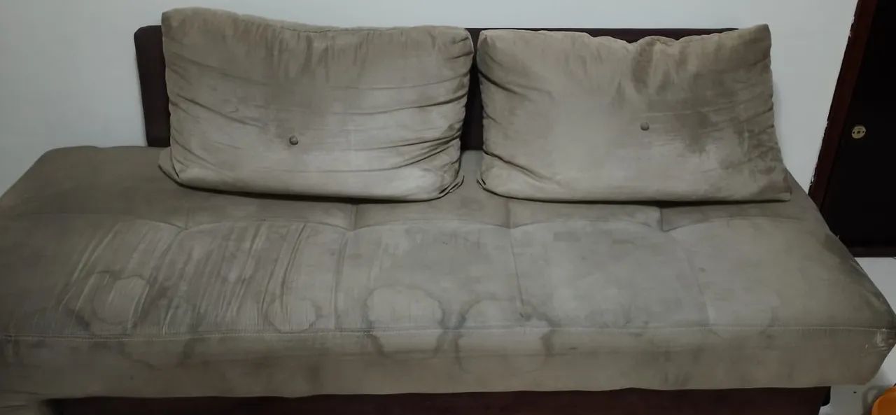 SOFÁ USADO 
