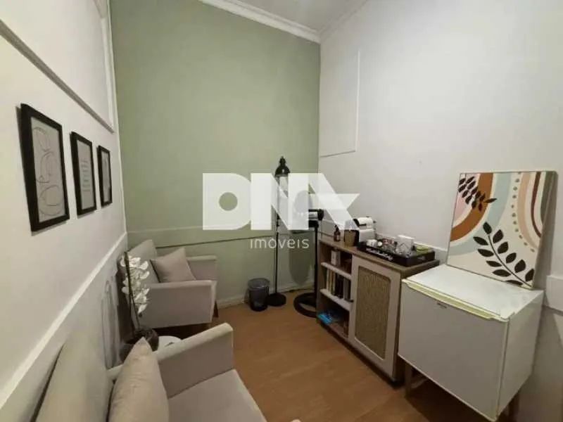 Sala : / Comercial / Catete