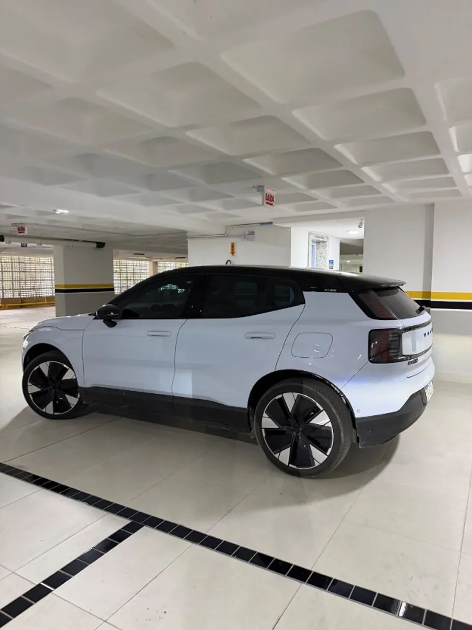 Volvo Ex30 E60 ULTRA (ELÉTRICO) 2025