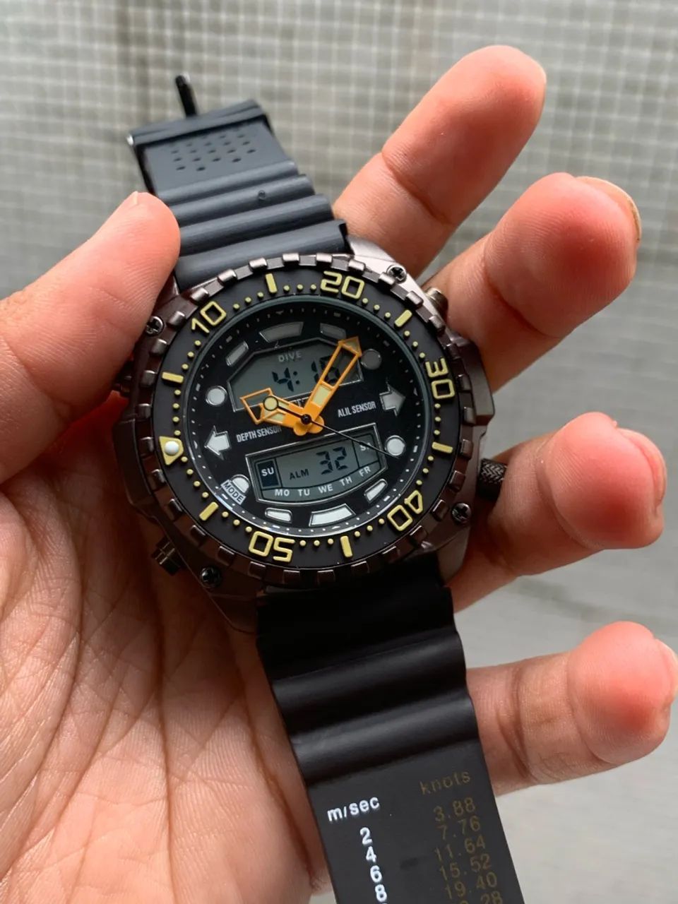 Relógio Citizen promaster titanium 