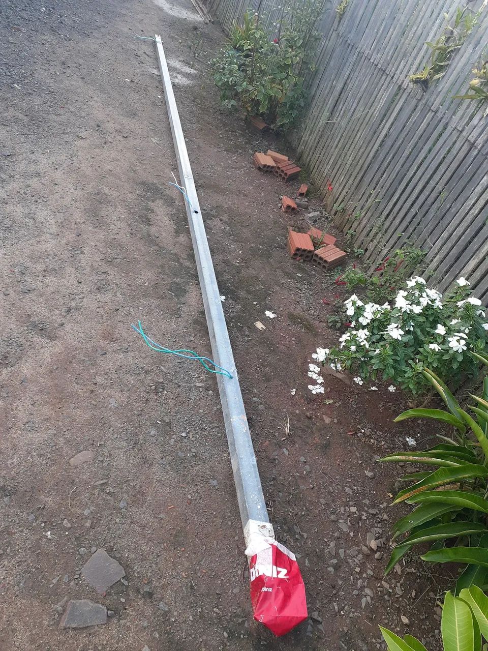 Poste - Foto 2