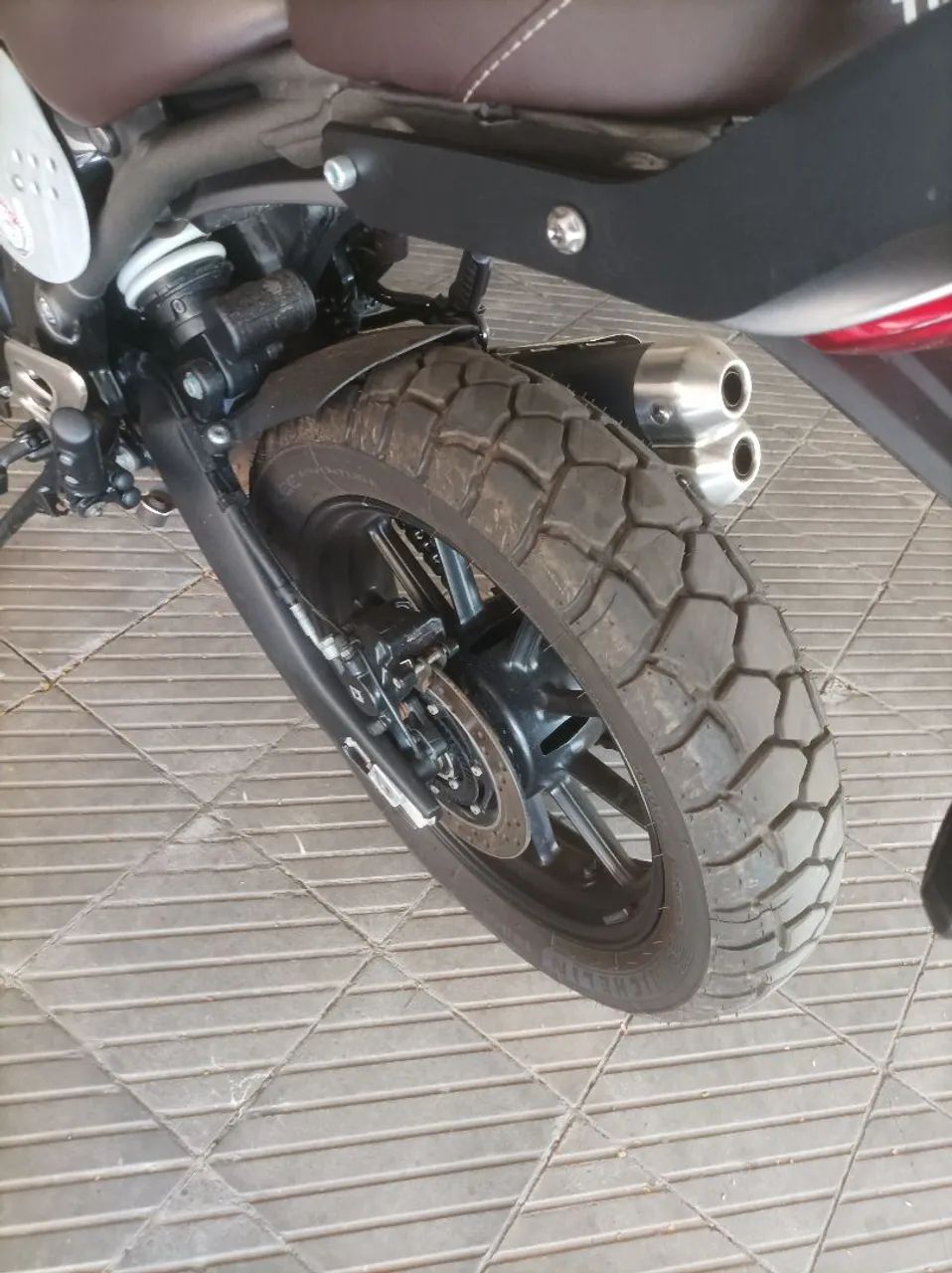 Triumph Scrambler 400x - Foto 3