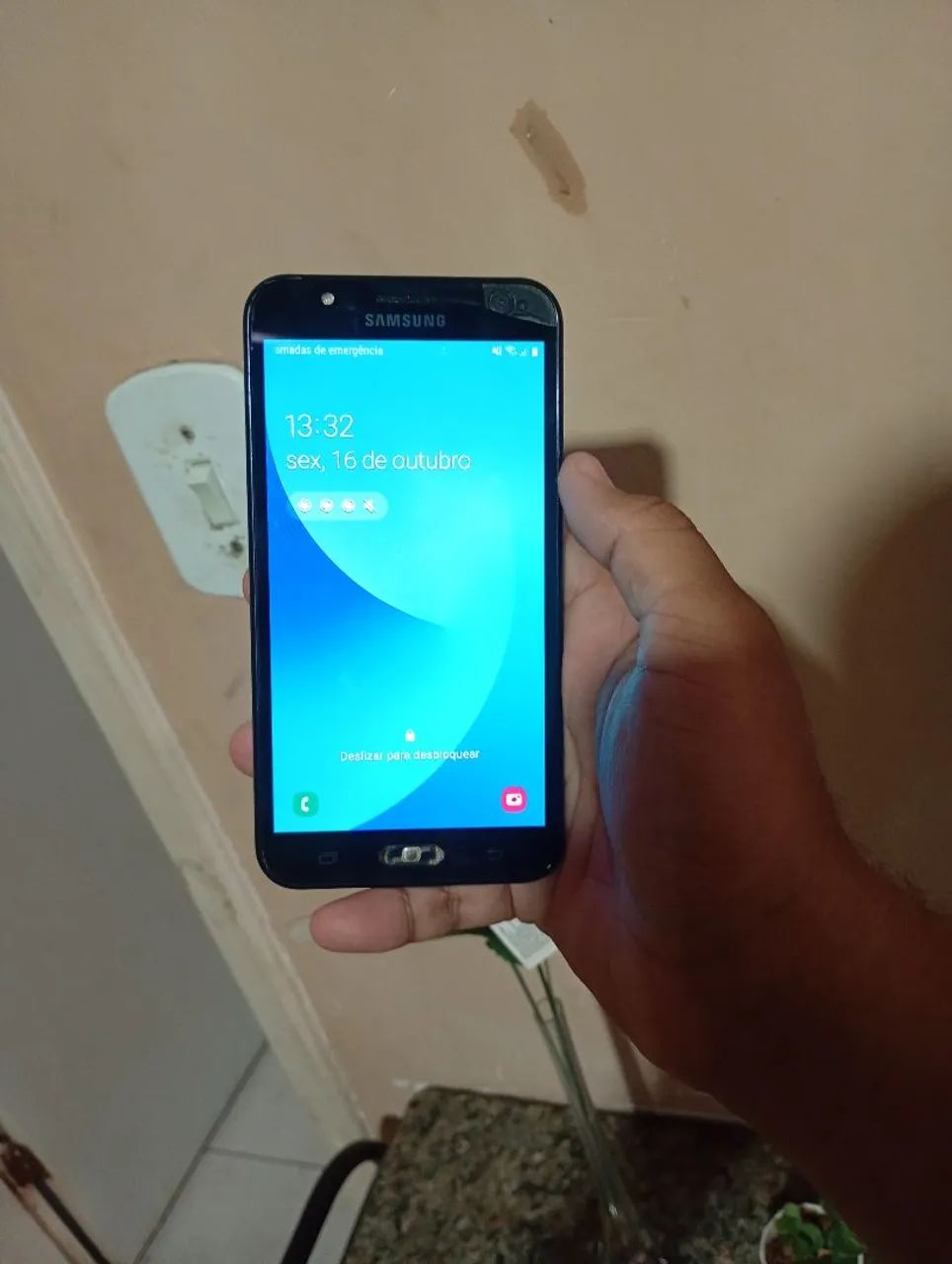 J7 