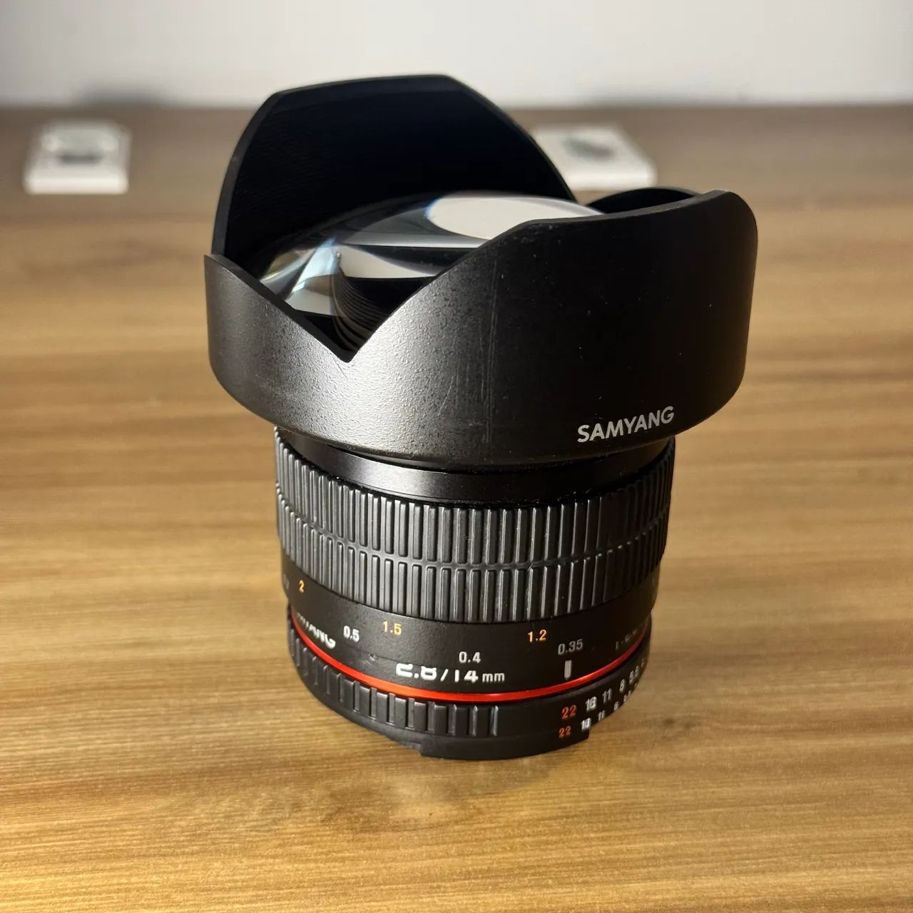 Lente Samyang 14mm F2.8 Manual (Nikon FX) - Acessórios para