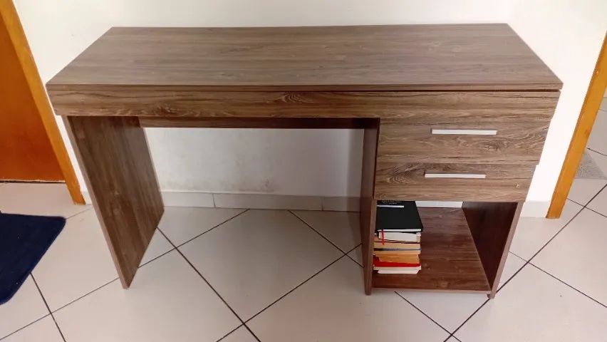 Mesa para computador ou estudos